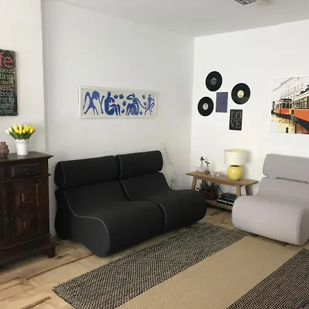 Apt. Acacias Apartment